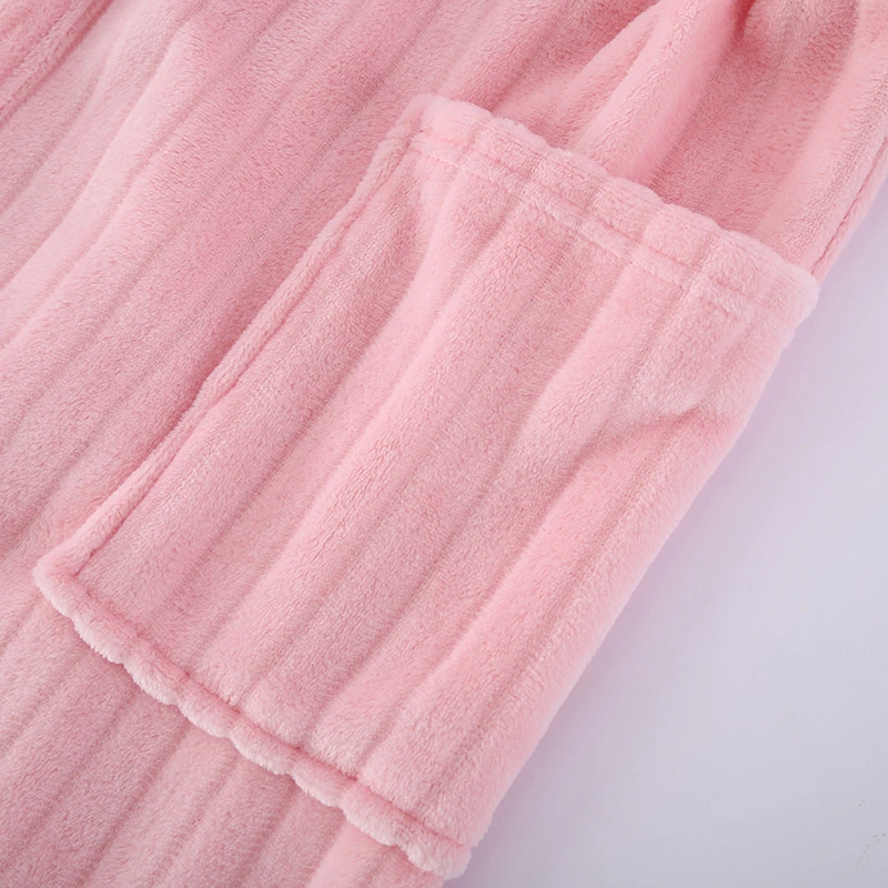 前贴袋 / Patch pocket